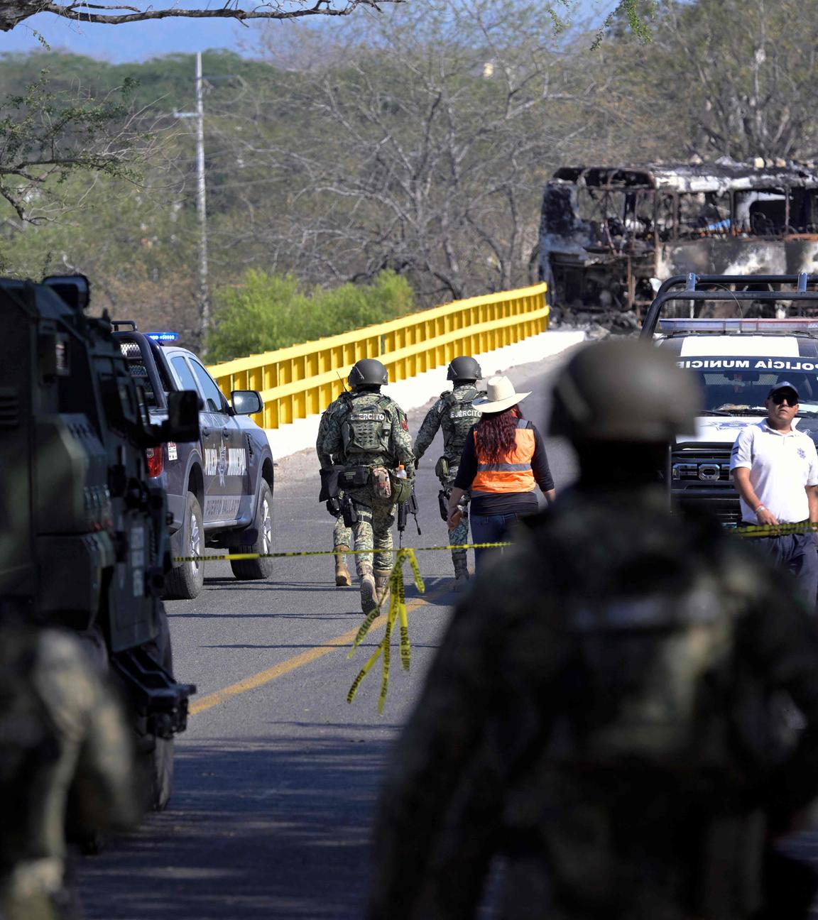 Soldaten der mexikanischen Armee sind im Einsatz in Puerto Vallarta.