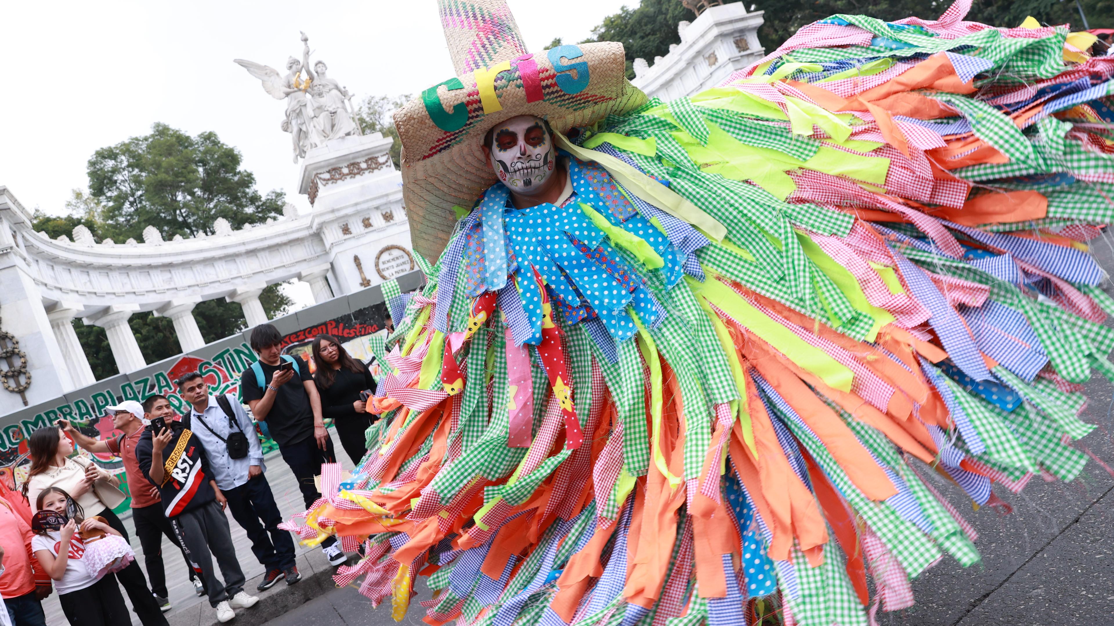 Teilnehmer der Parade "alebrije" iin Mexico City.