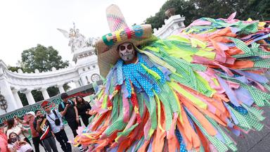 Teilnehmer der Parade "alebrije" iin Mexico City.