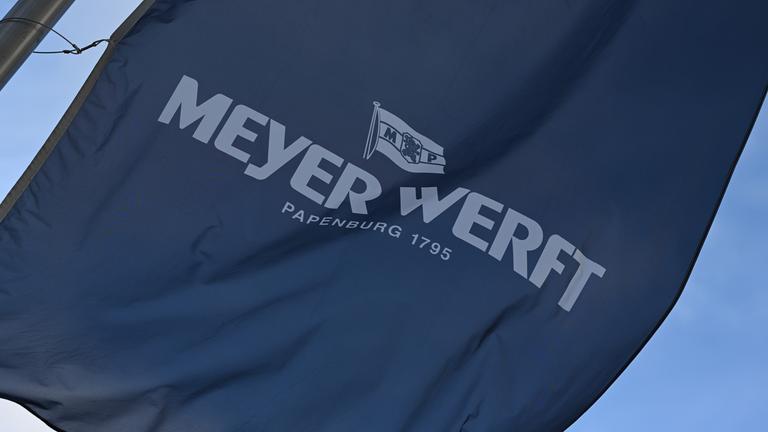 Das Logo der Meyer-Werft in Papenburg.