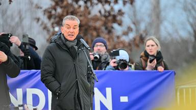 Michel Friedman ber Demonstration "Aufstand der Anständigen" in Berlin