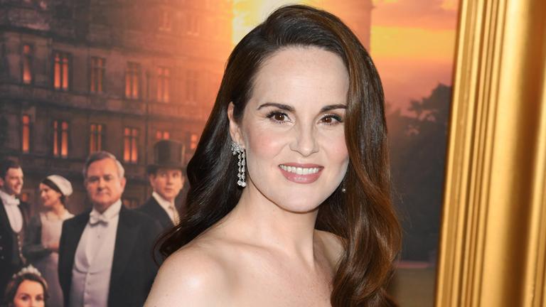 Im September zeigte sie ihren Baby-Bauch, doch die Geburt hielt sie geheim. Jetzt haben Paparazzi Michelle Dockery mit Kinderwagen abgelichtet: Sie ist jetzt offenbar Mama geworden. (18.02.2026)