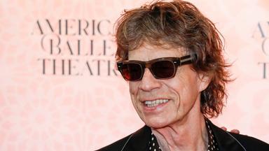 Mick Jagger besucht Grundschule