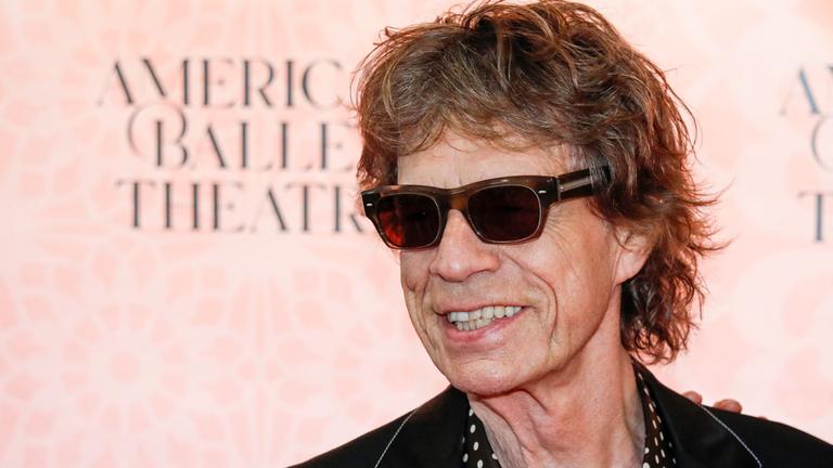 Mick Jagger besucht Grundschule
