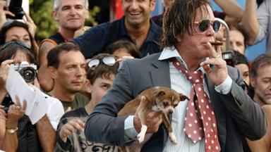 Mickey Rourke mit seinem Hund Loki