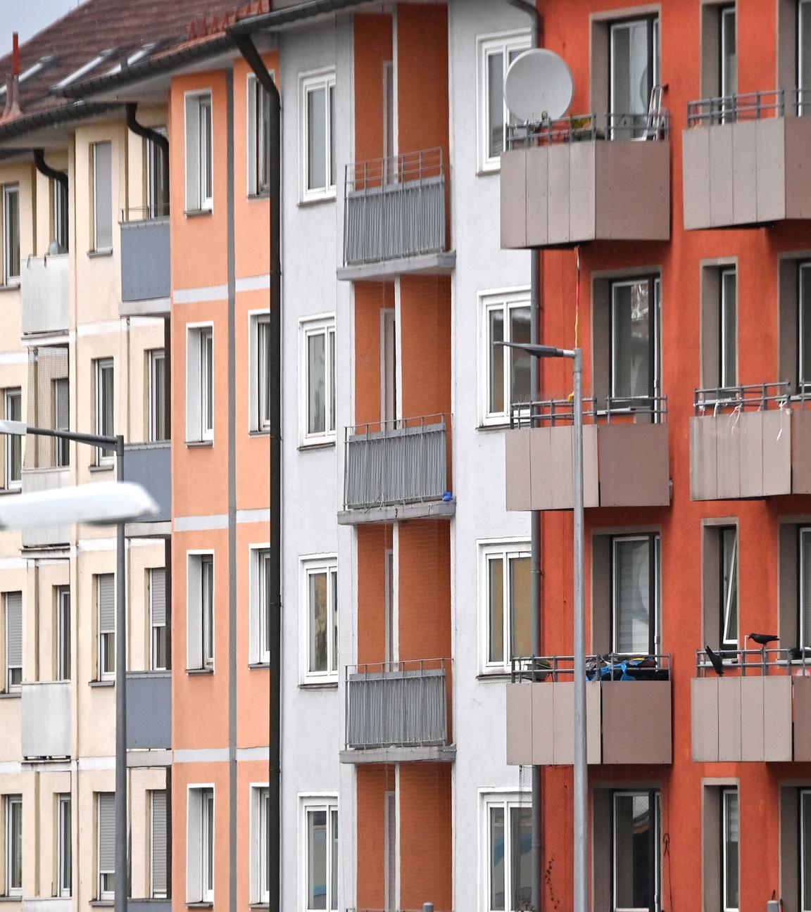 Mehrfamilienhäuser mit Balkons