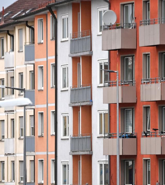 Mehrfamilienhäuser mit Balkons