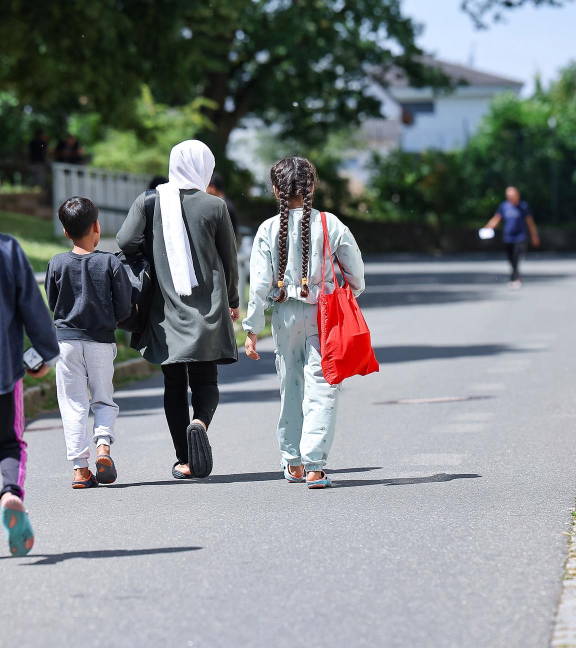 Archiv: Familie mit Migrationshintergrund in Bayern