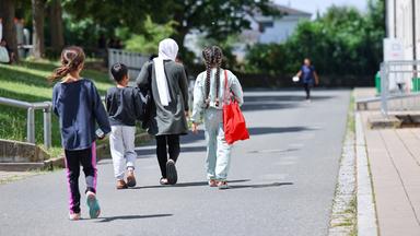 Archiv: Familie mit Migrationshintergrund in Bayern