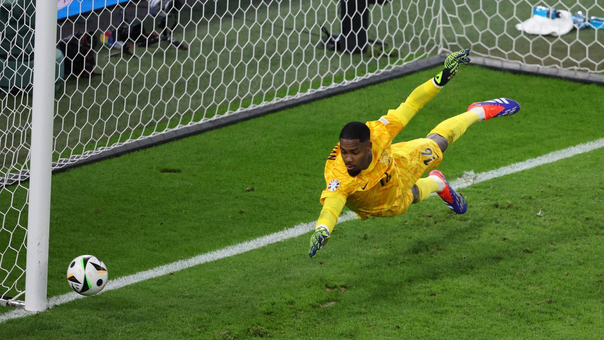 Frankreichs Torwart Mike Maignan