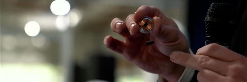 "Neuralink" ist ein Projekt von Tech-Unternehmer Elon Musk. Das Ziel: Gedanken verschiedener Menschen über eine Cloud zu verbinden. Möglich durch Mikrochips im Kopf. 