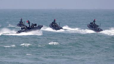 Die taiwanesische Marine führt Übungen zur Küstenangriffs- und Küstenverteidigung, während der jährlichen Militärübungen durch