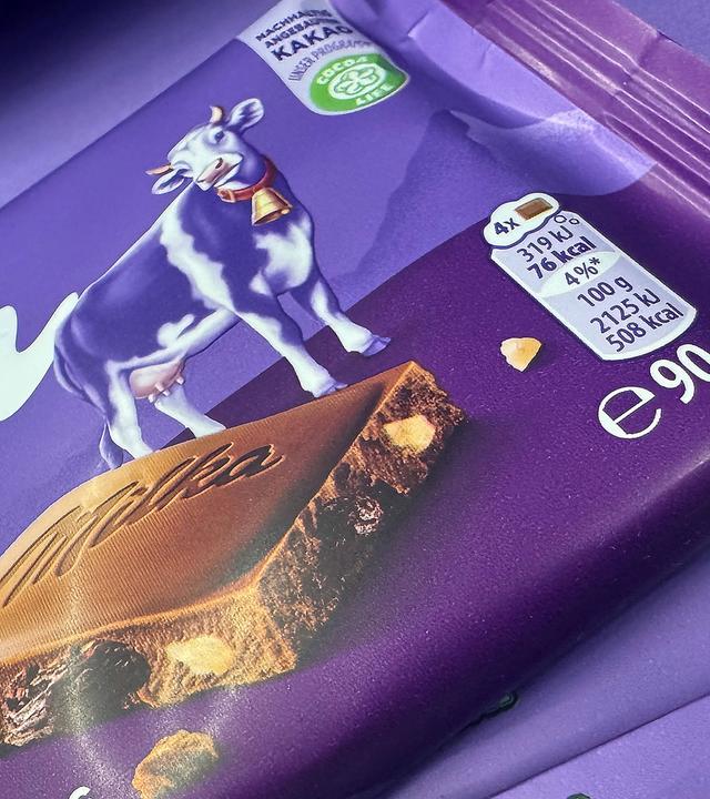 Tafel Milka Schokolade Trauben-Nuss, 90 g
