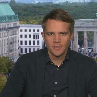 Auf dem Bild sieht man den Korrespondenten Daniel Pontzen.