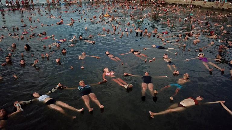 Floating-Weltrekordversuch in Argentinien