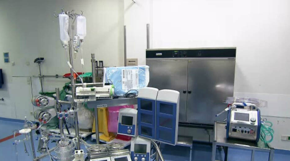 Große Herzlungenmaschine und mobile ECMO im Vergleich