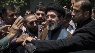 Modschtaba Chamenei, Sohn des Obersten Führers Ali Chamenei, nimmt am 01.05.2019 an einer Parade zum Internationalen Tag von al-Quds (Jerusalem) in Teheran teil. 