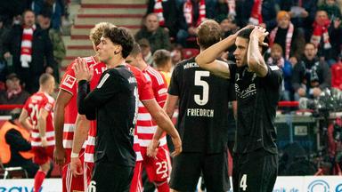 Enttäuschung auf Seiten der Gladbacher Spieler.