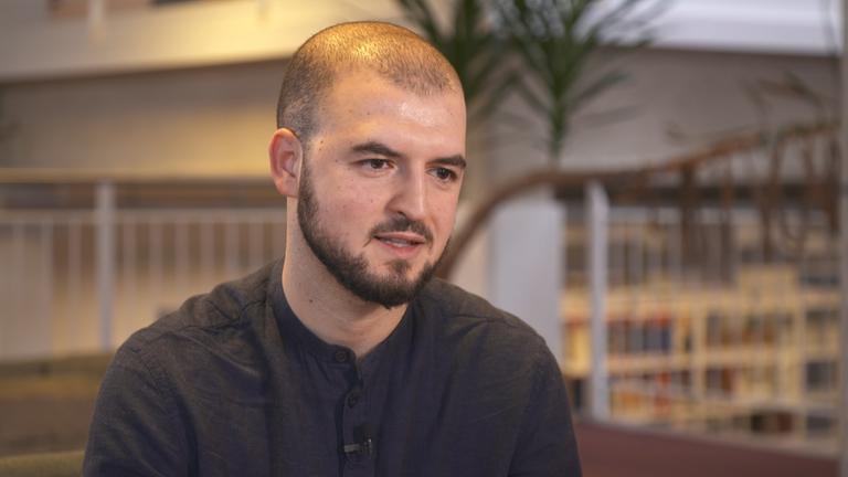 Mohamed Mata, Student