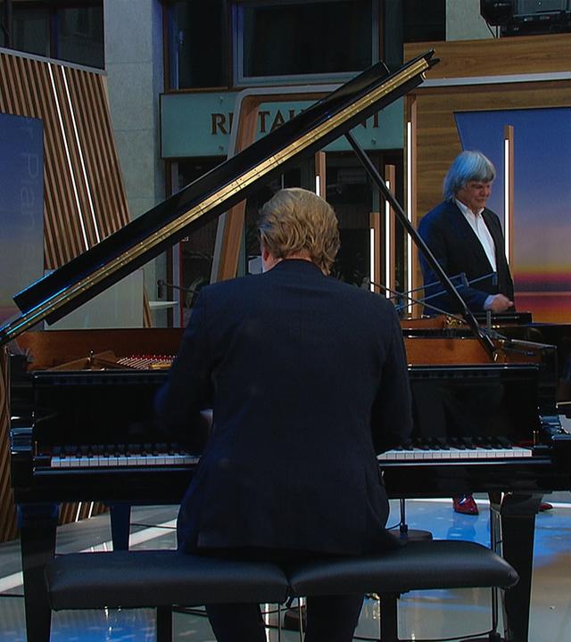 moma-cafe-klassik-band-