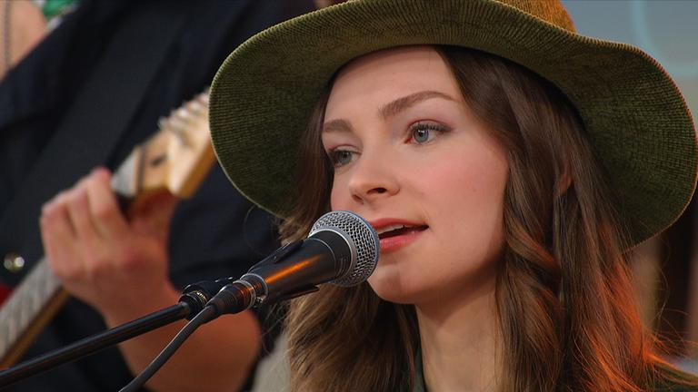 Saturndaze: "Facades"