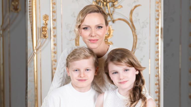 Fürstin Charlène mit ihren Kindern Jacques und Gabriella.
