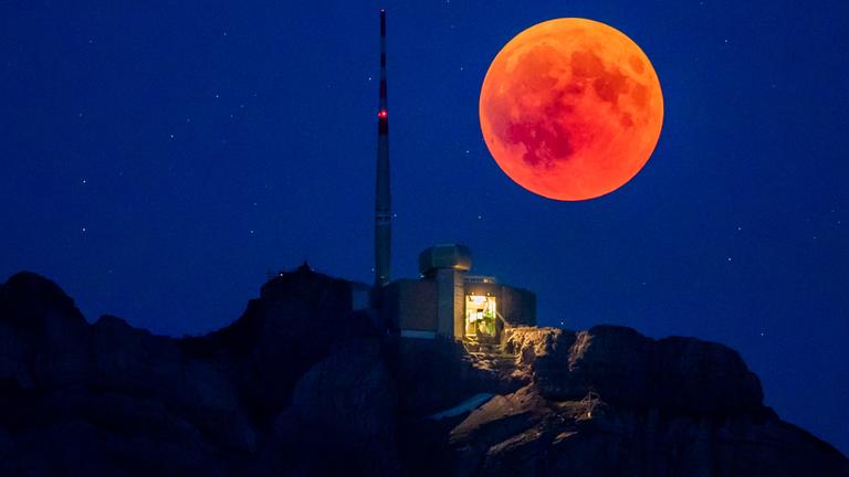 Mondfinsternis im Kanton Appenzell in der Schweiz