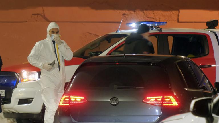 Schüsse in Restaurant in Cetinje, Montenegro: Ermittler am Tatort