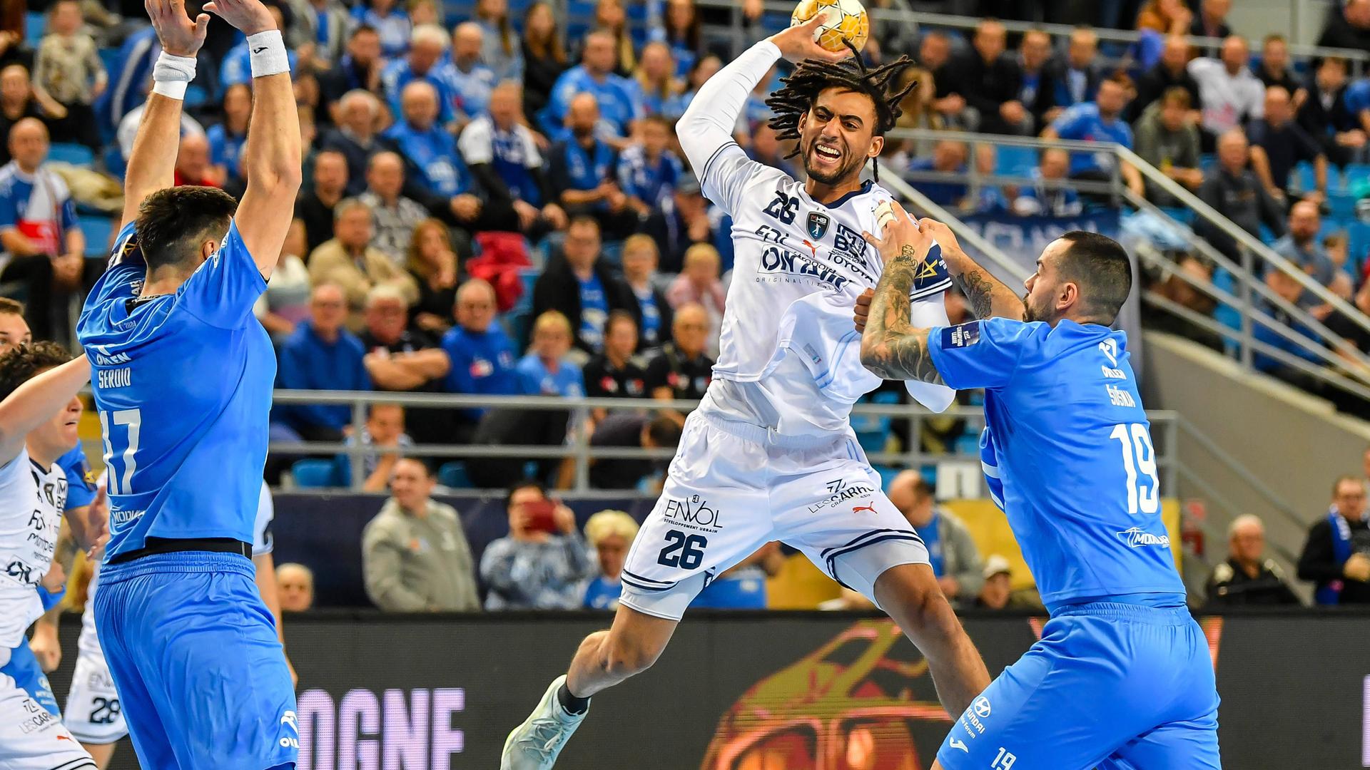 Bryan Monte (Montpellier) im Champions-League-Spiel gegen Wisla Plock beim Sprungwurf