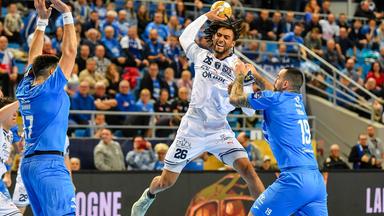 Bryan Monte (Montpellier) im Champions-League-Spiel gegen Wisla Plock beim Sprungwurf