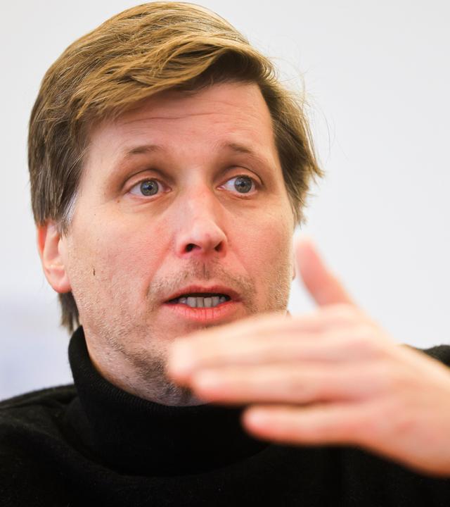 Moritz Schularick, Präsident des Kieler Instituts für Weltwirtschaft, spricht während eines Interviews. 