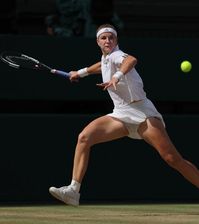 Karolina Muchova beim Tennis-Halbfinale von Wimbledon.