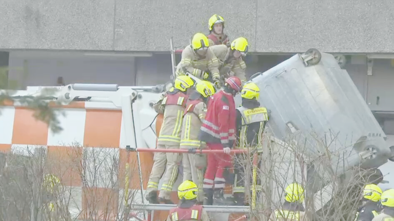 Mann stirbt beim Leeren eines Müllcontainers