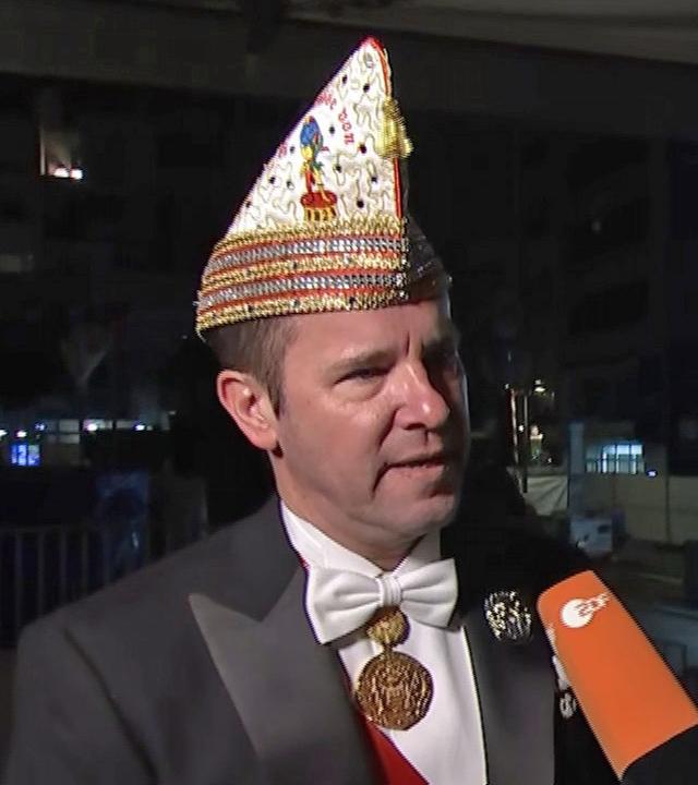 Dominik Müller-Russell | ZDF-Reporter in Köln