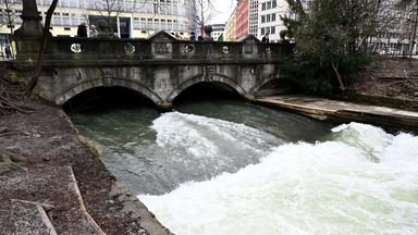 Münchner Eisbachwelle soll im Sommer zurückkommen