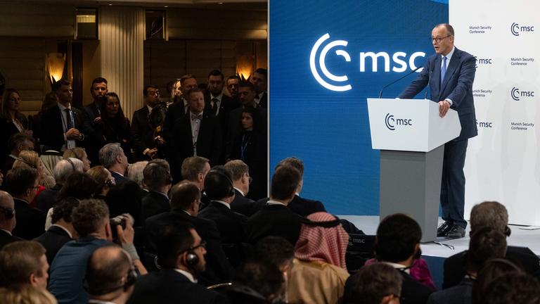 Bundeskanzler Friedrich Merz (CDU) spricht bei der Eröffnung der 62. Münchner Sicherheitskonferenz