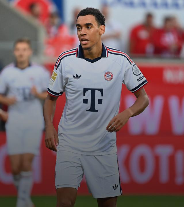 Jamal MUSIALA (Bayern Muenchen) nach seiner Einwechslung