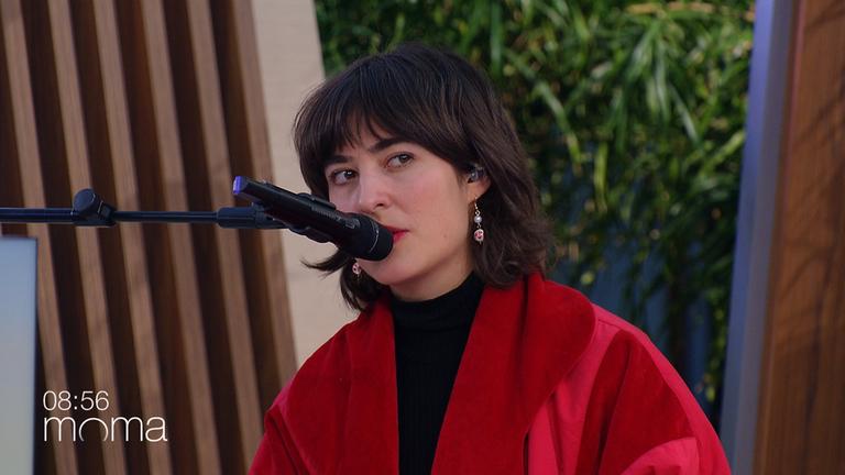 personne - "mad girl"