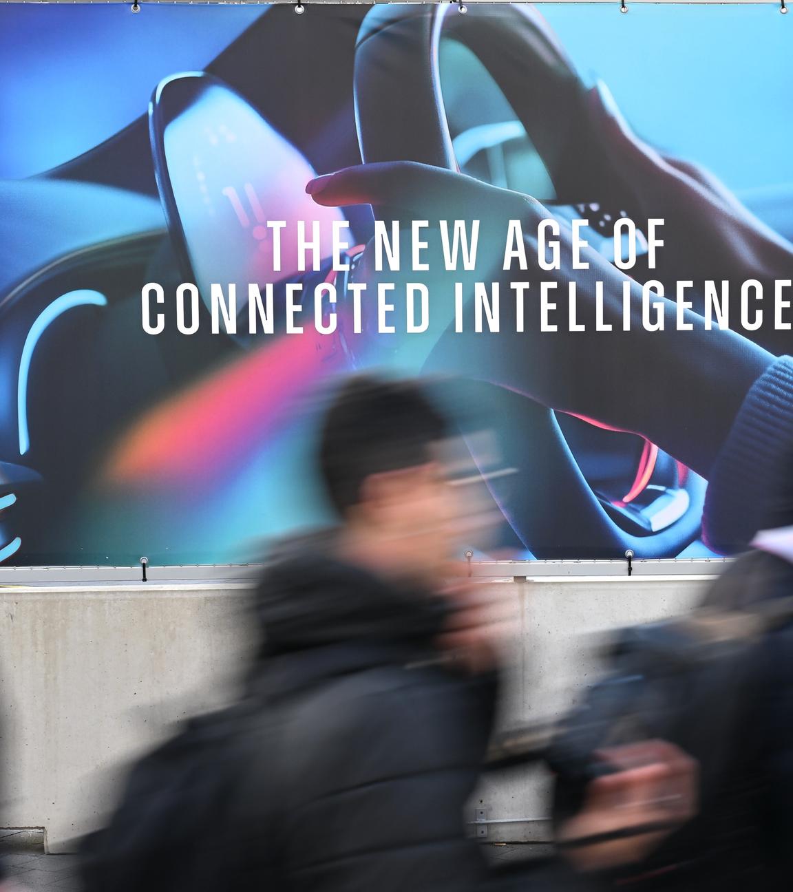 Die globale Mobilfunk-Branche stellt auf der Mobile World Congress ihre neuesten Produkte und Dienstleistungen zur Schau.