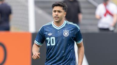 Fußballer Nadiem Amiri auf dem Spielfeld im Spiel gegen Finnland am 01.06.2026 im DFB Campus in Frankfurt.