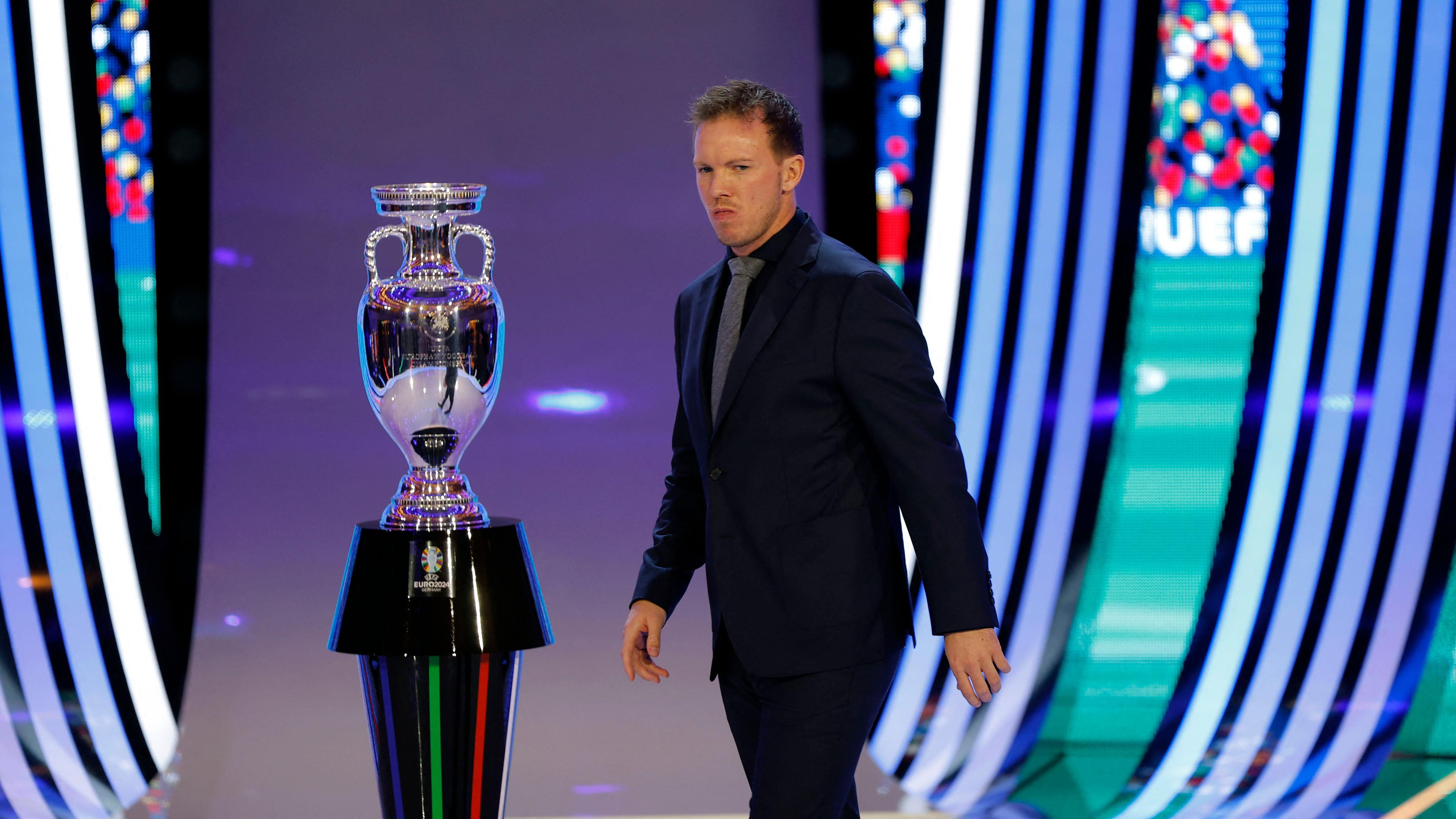 Fußball: Julian Nagelsmann bei der EM-Auslosung.