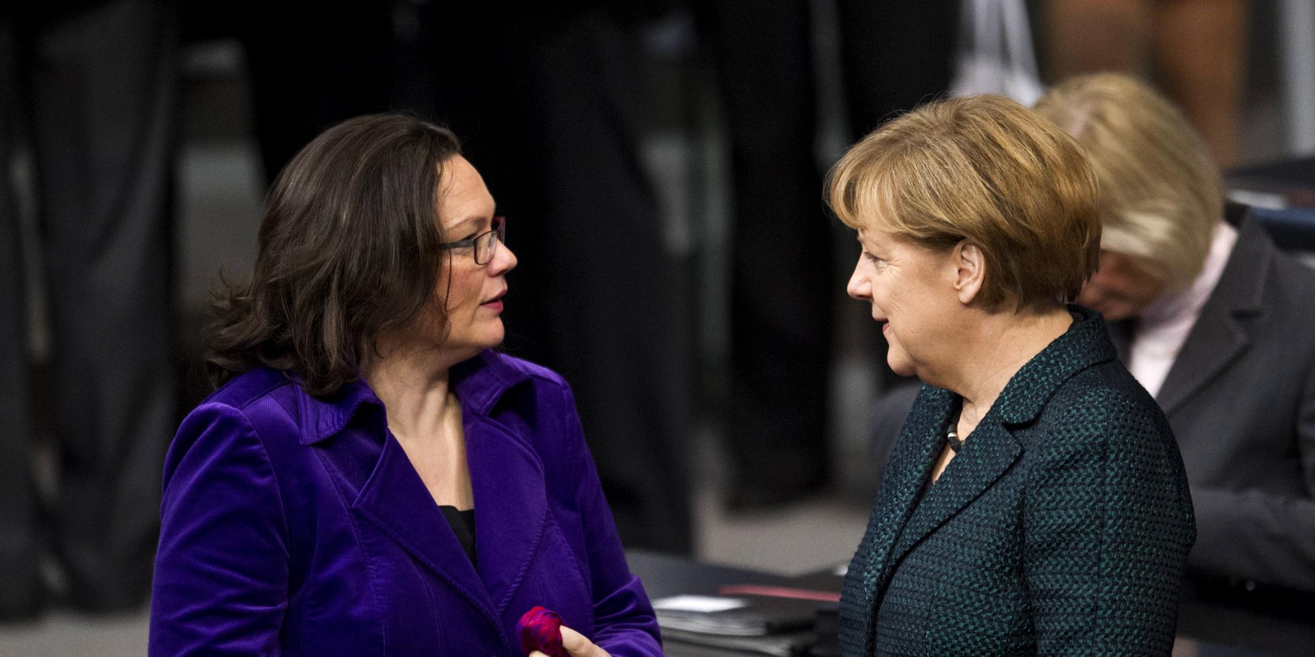 Andrea Nahles und Angela Merkel (Archivbild vom 26.11.2014)