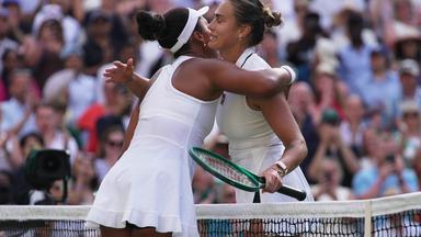 Naomi Osaka und Aryna Sabalenka am 05.07.26