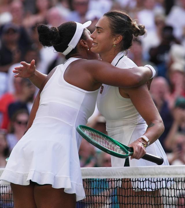 Naomi Osaka und Aryna Sabalenka am 05.07.26