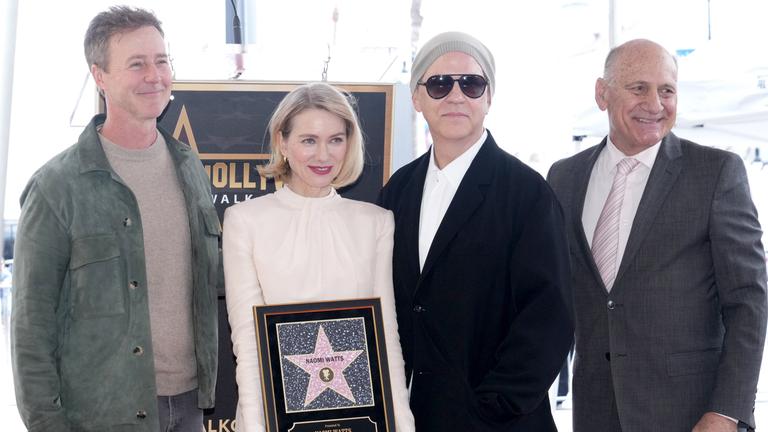 Naomi Watts feiert Hollywood-Stern