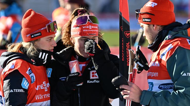 Nathalie Armbruster (Deutschland) beim 5-km-Massenstart der Frauen im FIS-Weltcup der Nordischen Kombination in Ramsau am Dachstein.