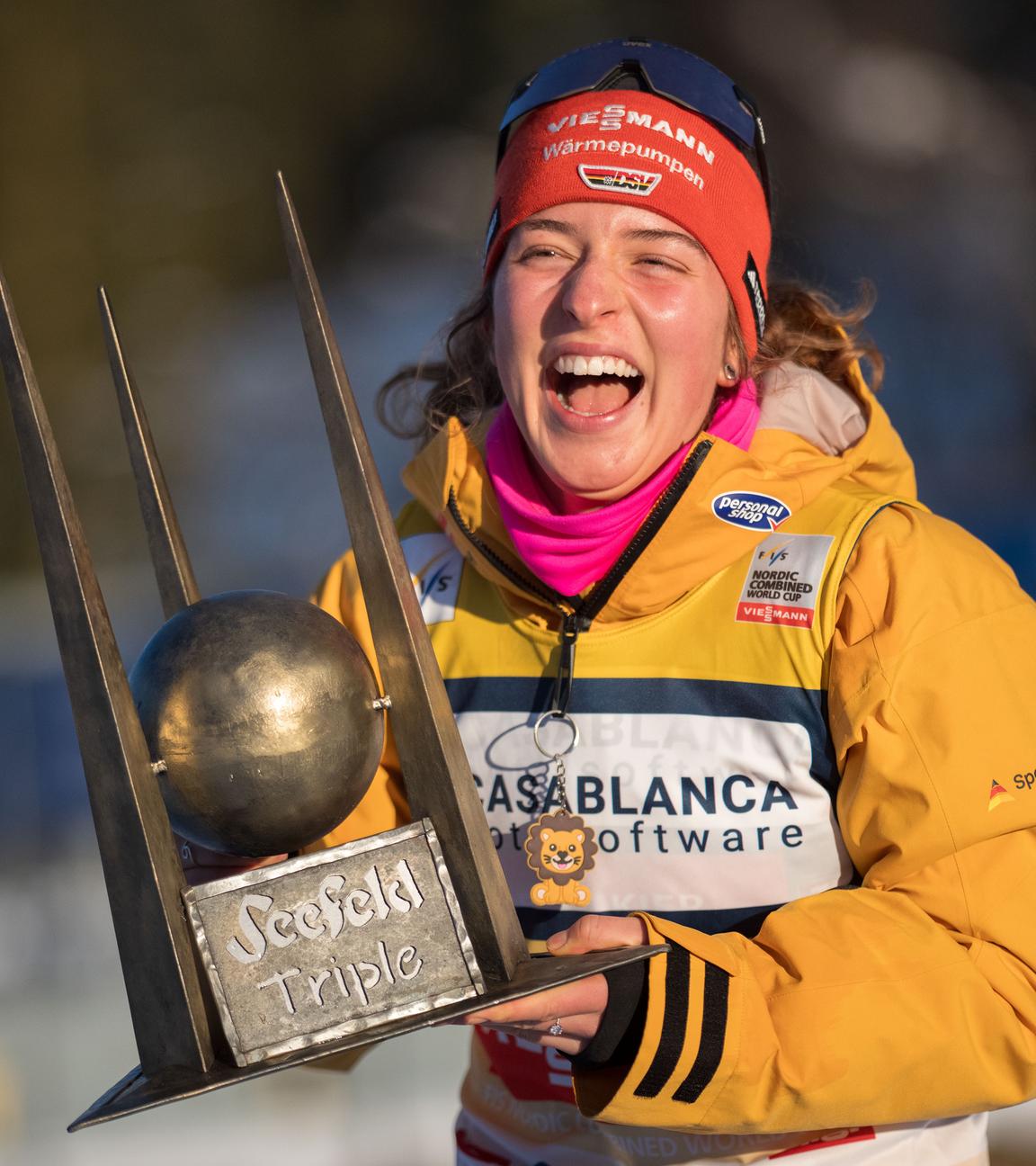 Nathalie Armbruster, Tagessiegerin und Gesamtsiegering des Seefeld Nordic Triple.