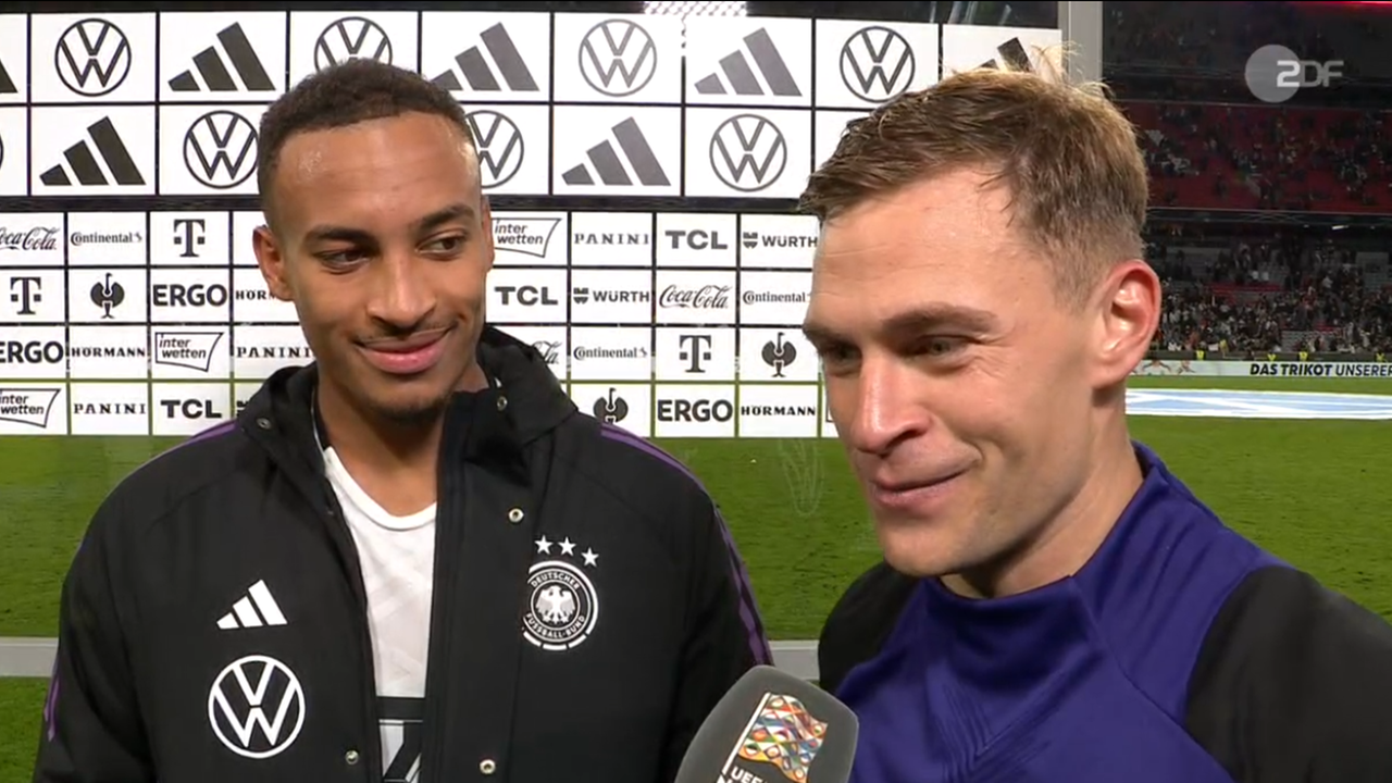 Deutschlands Kapitän Joshua Kimmich und Torschütze Jamie Leweling während des Interview nach dem Sieg gegen die Niederlande.