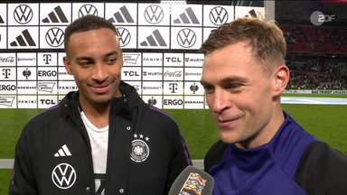 Deutschlands Kapitän Joshua Kimmich und Torschütze Jamie Leweling während des Interview nach dem Sieg gegen die Niederlande.