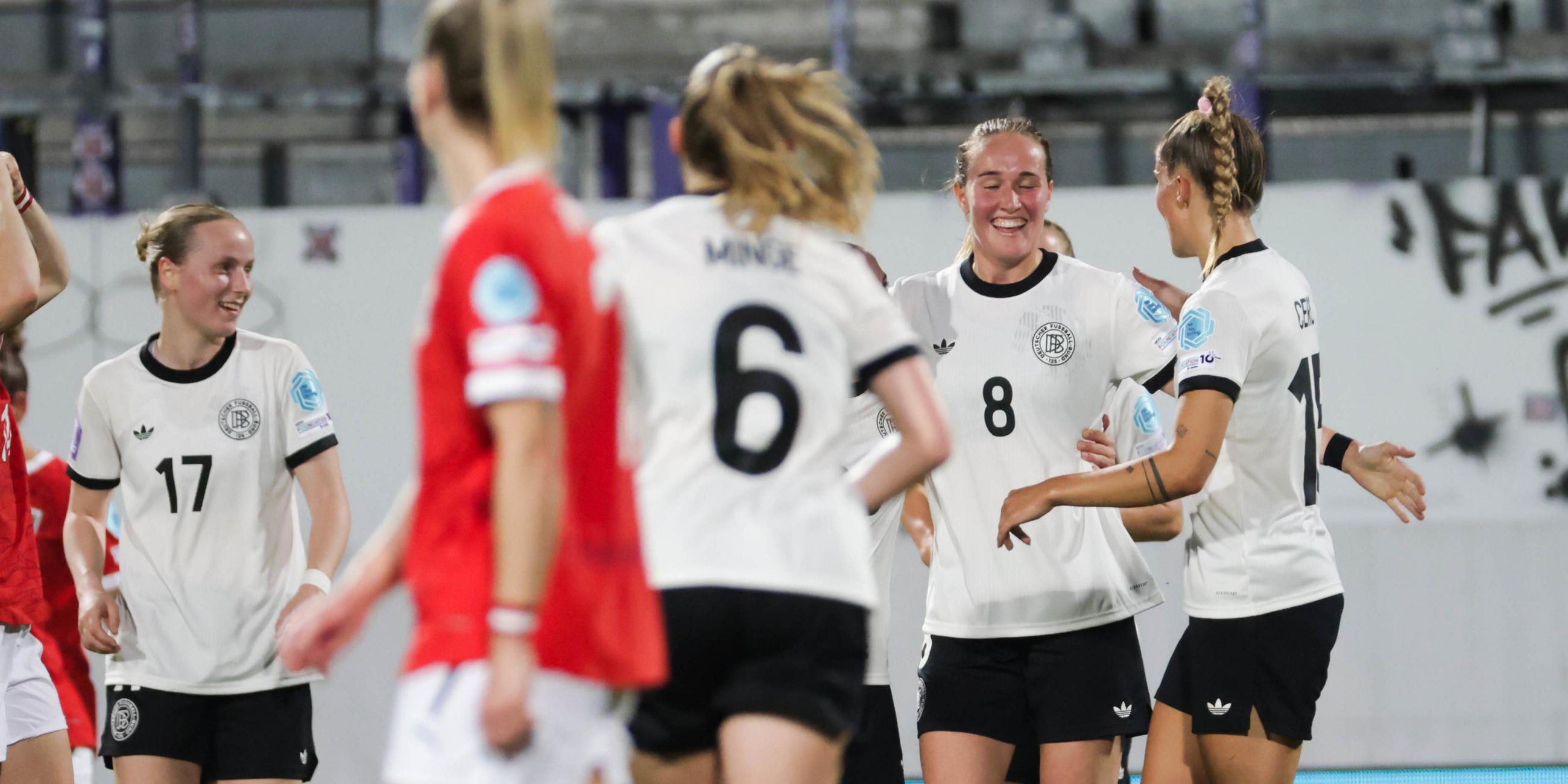 Die DFB-Frauen gewinnen das Nations-League-Spiel in Österreich souverän